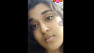 Gorgeous Indian babe strips naked