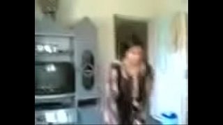 Desi auntie's hot sex tape with her college boyfriend
