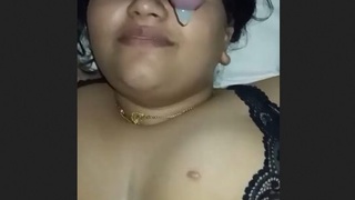 Bhabhi with a big butt gives a blowjob and gets fucked