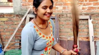 Desi's Indian video blog: A sensual introduction to boobs