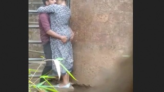 Stealthily filmed: a video for couples that will leave them breathless