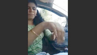 Mallu's seductive oral in a car: A steamy video