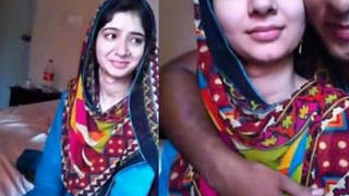 Super hot Pakistani girlfriend gets smooched and kissed by her boyfriend in Urdu audio